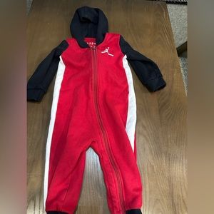 Size 18 m Jordan red zip up hoodie red and black jumper nearly new worn once